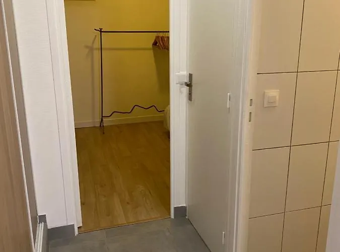 Апартаменты Loft Entier Parisien-paris11 *