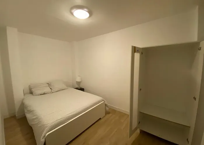Loft Entier Parisien-paris11 Апартаменты *
